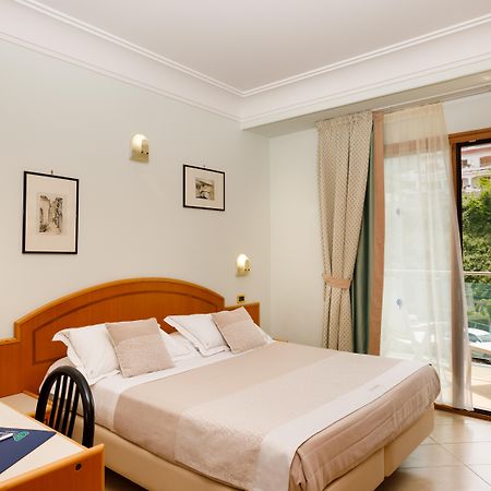 Hotel Gardenia Sorrento, Ascend Hotel Collection Екстериор снимка