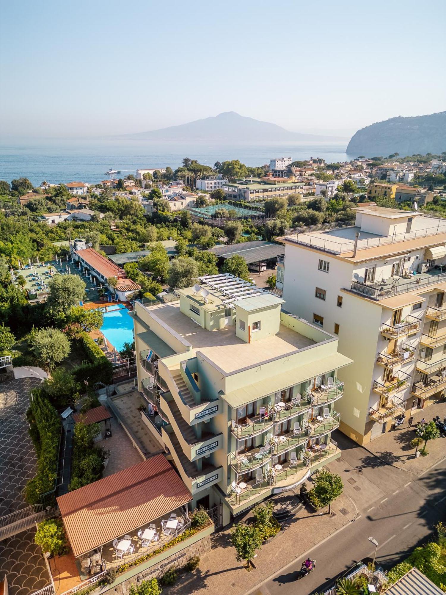 Hotel Gardenia Sorrento, Ascend Hotel Collection Екстериор снимка