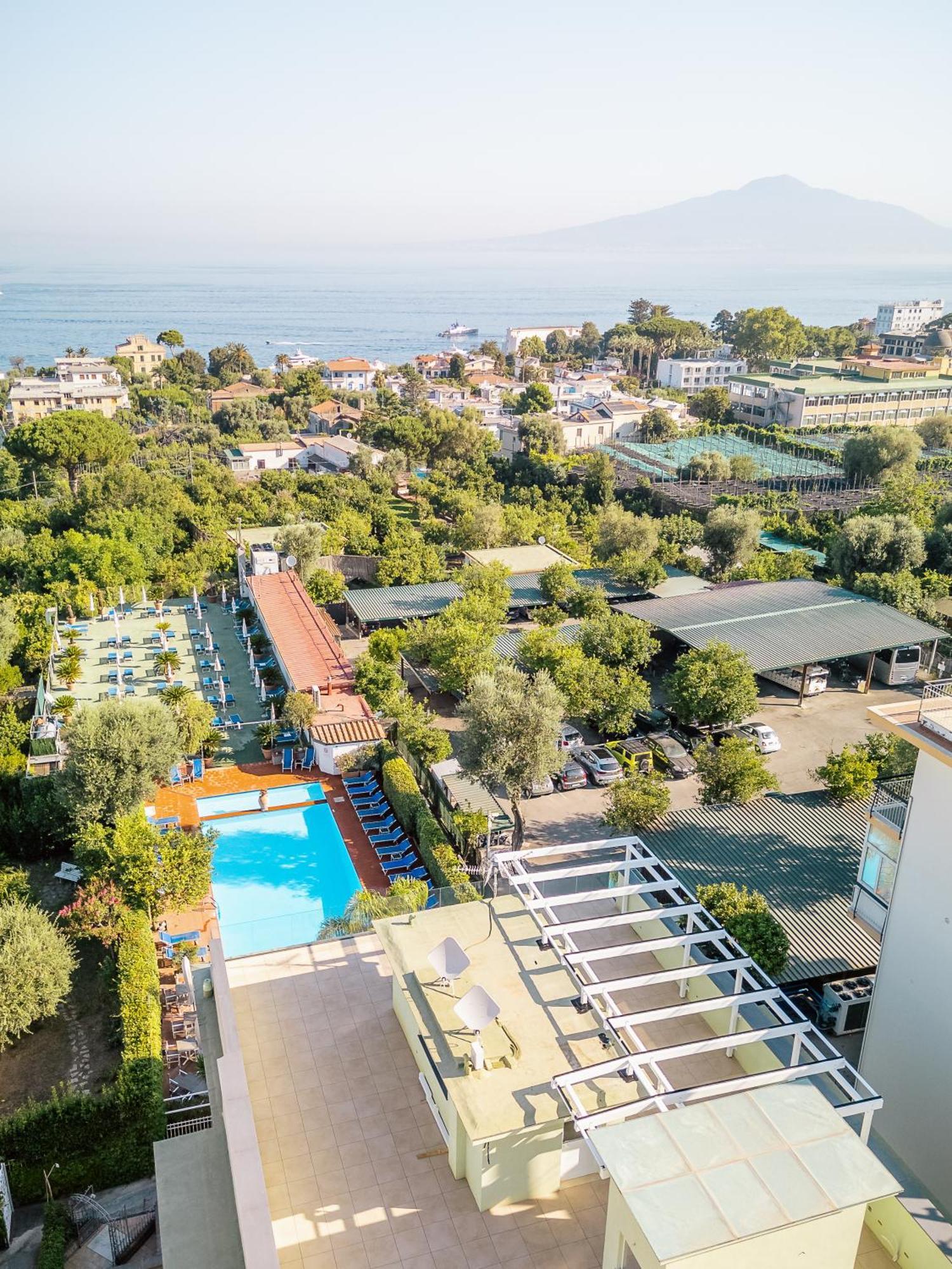 Hotel Gardenia Sorrento, Ascend Hotel Collection Екстериор снимка